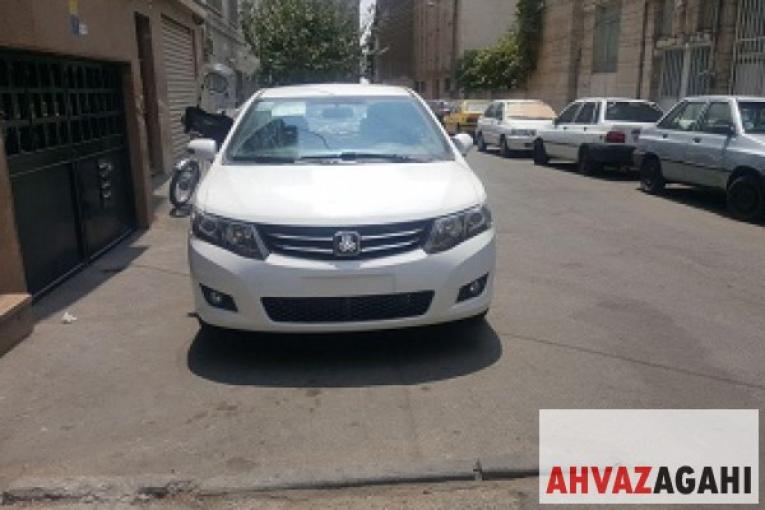 فروش نقد و اقساط اَریو سفید 